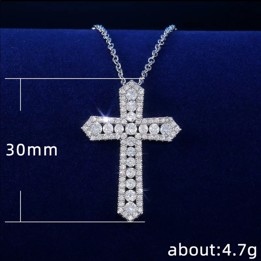 Sterling silver cross necklace - Picture 5 of 6